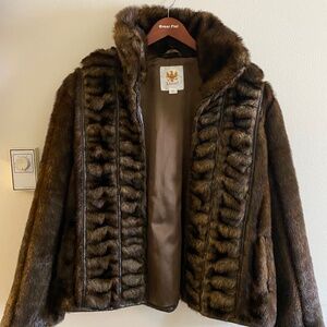 Vintage Ameri Mode Fur Coat